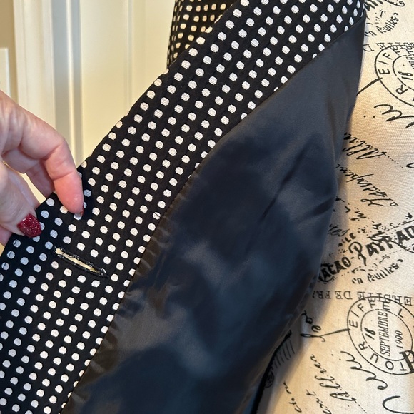 ARVIDA BLACK/WHITE POLKA DOTS BLAZER Size 10  NWT - Picture 8 of 8